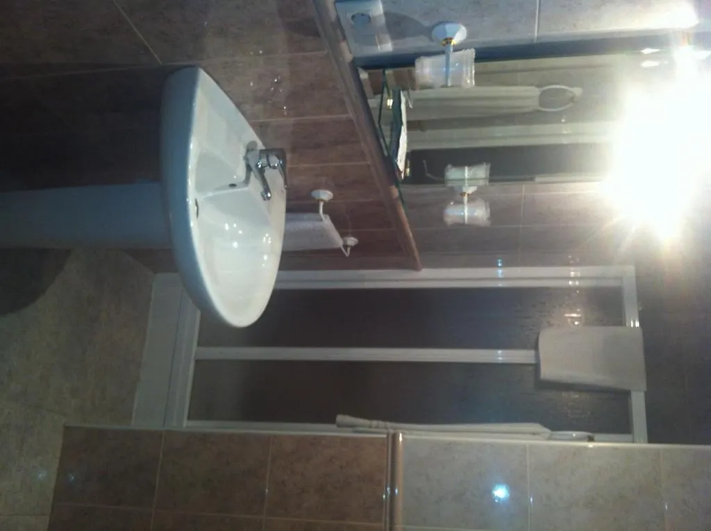 Hostal Cora Herrera 0*,
